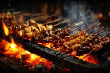 新疆待客必嘗美食推薦：大盤雞、羊肉串等特色佳肴