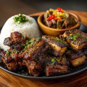 用冰糖還是白糖?紅燒肉的甜蜜選擇