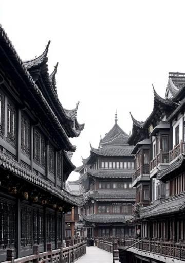 路過漢正街,在武漢的鬧市區還有這樣有年代感的老房子,鋁合金,防盜窗,花床單