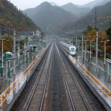 柳賀城際鐵路即將開通，哪些地方“幸運”了？