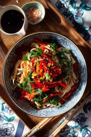 福福福壯面全素食，品味五千年農(nóng)耕智慧的美味盛宴！