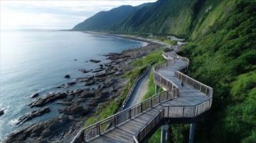 廣東省陽江市的濱海旅游線路,都集中建好、寬闊、美觀地分布在三處地方!