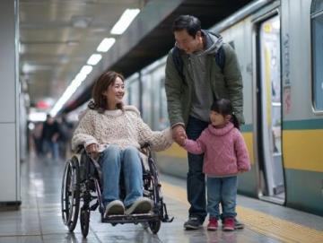 我在棗莊西站，記憶中的故鄉之旅