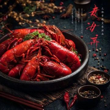 青島海鮮美食攻略:魯菜傳統與膠東特色的完美融合