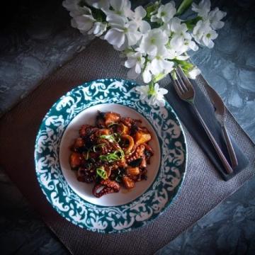 簡單又美味:冬日必備章魚丁炒飯做法詳解