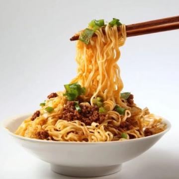 保定必嘗面食推薦：羊雜面、鐵鍋燜面與熱干面