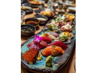 大盤飯菜香滿滿