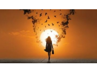 一路走來，生活給了她無盡挑戰(zhàn)！