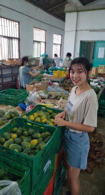 南寧新規助力地攤經濟再起風采。