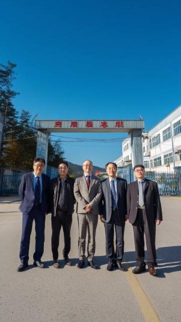 我們單位組織團建去廈門，三周前已經訂好行程,在3月10日