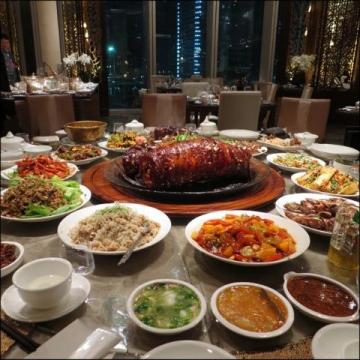 陸家嘴三件套：豪華雞鴨鴿宴驚艷味蕾