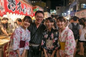 夏日狂歡啟幕！西苑飯店第18季啤酒節：精釀美食與彩燈的夜宴盛典