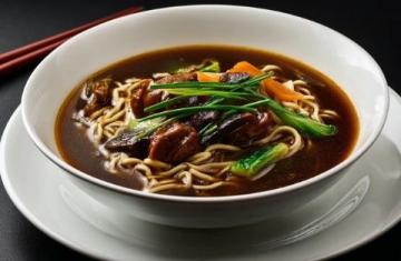 泉州必嘗美食攻略：姜母鴨、面線糊等地道小吃推薦