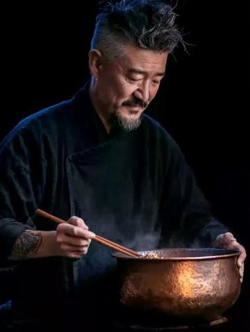 00后烹飪天才陳小東:從醒獅酥到玉兔報喜的新中式美食探索者