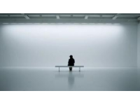 如何應對嘴邊痘痘：原因分析與解決方法