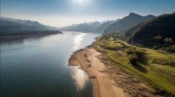 廣東省陽江市的濱海旅游線路,都集中建好、寬闊、美觀地分布在三處地方!