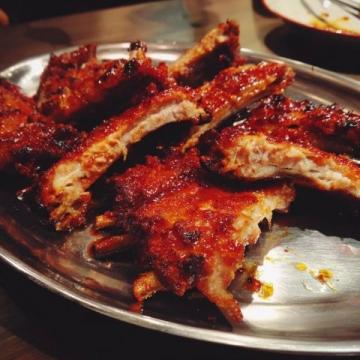 來到陜西漢中的佛坪縣城才發現，這里的餐館里，幾乎都有一樣菜，想必是當地的特色了