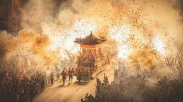 濰坊龍年春節(jié)廟會(huì)亮點(diǎn)紛呈：煙花秀、花燈展、特色美食齊登場