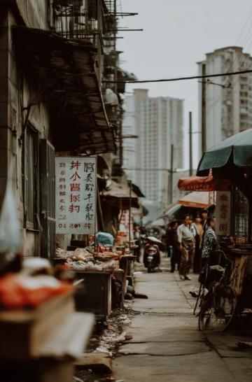 南寧新規助力地攤經濟再起風采。