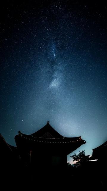暗香滿天,夜色更深