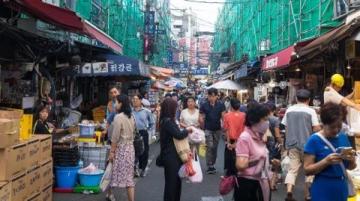壽寧路美食夜市未有拆遷計(jì)劃，市場(chǎng)監(jiān)管部門正整治無證經(jīng)營商戶