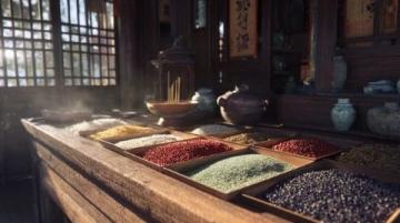 閩南各地隨處可見(jiàn)各式各樣的茶葉店