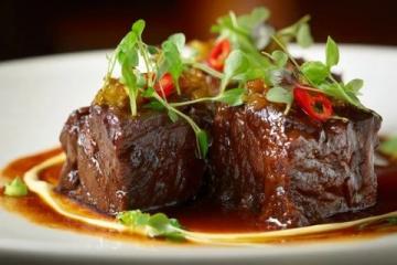 師傅揭秘：這款醬鹵牛肉為何一天能賣200斤？