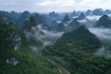 必游100地 | 到這座城呼吸新鮮空氣，廣西的北有桂林山水等著你
