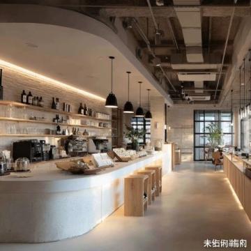 杭城延安路網(wǎng)紅甜品店：鮑師傅糕點，透明廚房里的美味傳奇