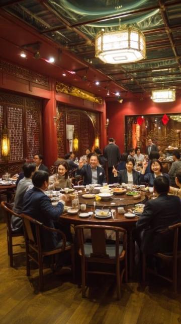 哈爾濱特色美食大揭秘：探尋地道的東北美味