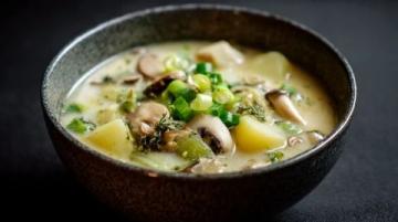 白菜豆腐三鮮湯：簡單營養，全家適宜的養生佳品
