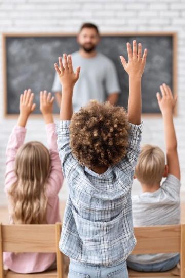 幼兒園中班教案(幼兒生長發(fā)育常識教案中班)