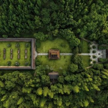 湖北省鄂州市西山風景區：自然美景與歷史文化的完美融合