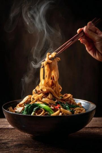 嘉興最美服務(wù)區(qū)體驗(yàn):品嘗地道的羊肉面,美味與風(fēng)情一網(wǎng)打盡