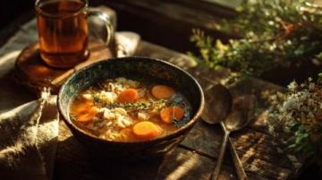 靈芝三七燉雞兔:滋補養生的經典美味湯品