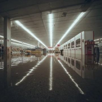 邯鄲超市風(fēng)云:大超市何去何從?