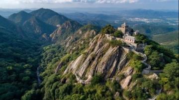 想要挑戰(zhàn)自我,體驗(yàn)一場刺激而又難忘的徒步之旅嗎?那么鄒城小刀山絕對是一個(gè)不容錯(cuò)過