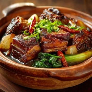 一塊豬肉如何成就中華美食傳奇?千年不衰的東坡肉
