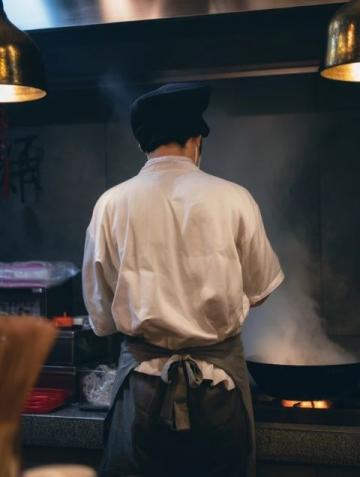 佛山有記飯店:探秘排隊王美食之旅,地道粵菜享市井風情