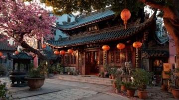 上海周末游橫店攻略:深度探訪廣州街與香港街景區體驗