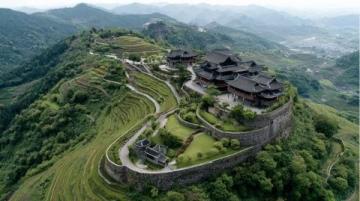 安徽歙縣陽(yáng)產(chǎn)土樓旅游攻略：深山里的徽派建筑奇觀