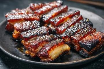 用冰糖還是白糖?紅燒肉的甜蜜選擇