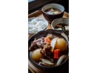 臺灣鹵肉飯：經典美味的文化象征