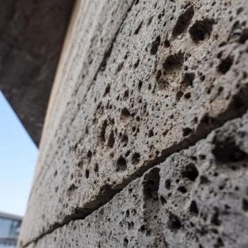墻固就是指水泥、混凝土等建筑材料固化后的硬性物質(zhì)。