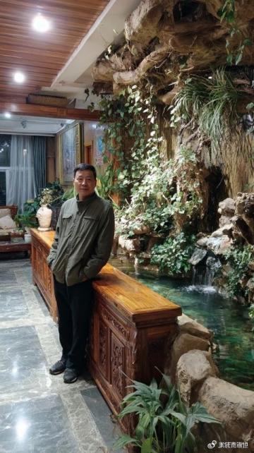 南京必嘗老字號美食探秘:紅廚巷淮揚菜館,味蕾之旅不容錯過!