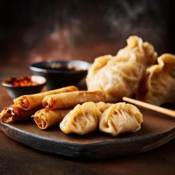 膠州海鮮美食推薦:探尋咱家鍋貼店的地道風味