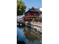 州橋老街是上海嘉定區(qū)的一處具有深厚歷史文化底蘊(yùn)的特色街區(qū)，以下是其主要特色