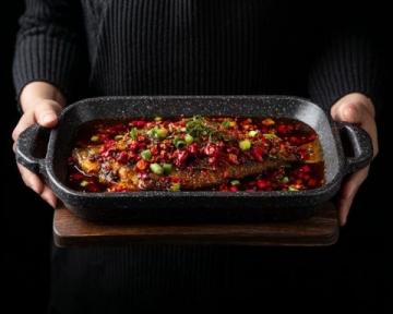 湘菜名廚來蓉挑戰川菜霸主,辣椒炒肉決戰川渝美食之爭!
