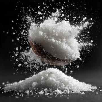 鹽是我們?nèi)粘I钪胁豢苫蛉钡恼{(diào)味品,以下是一些關(guān)于鹽的知識