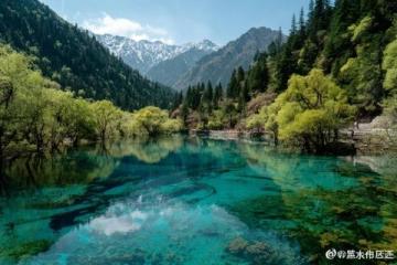 想要挑戰(zhàn)自我,體驗(yàn)一場刺激而又難忘的徒步之旅嗎?那么鄒城小刀山絕對是一個(gè)不容錯(cuò)過
